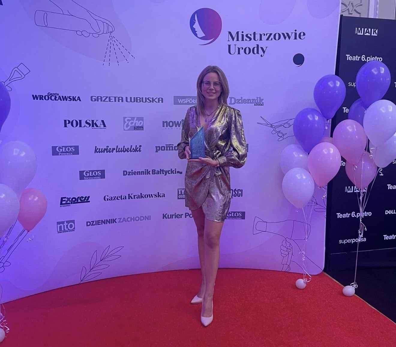 Andżelika Turowska na gali Mistrzowie Urody – odbiór nagrody Linergistka Roku